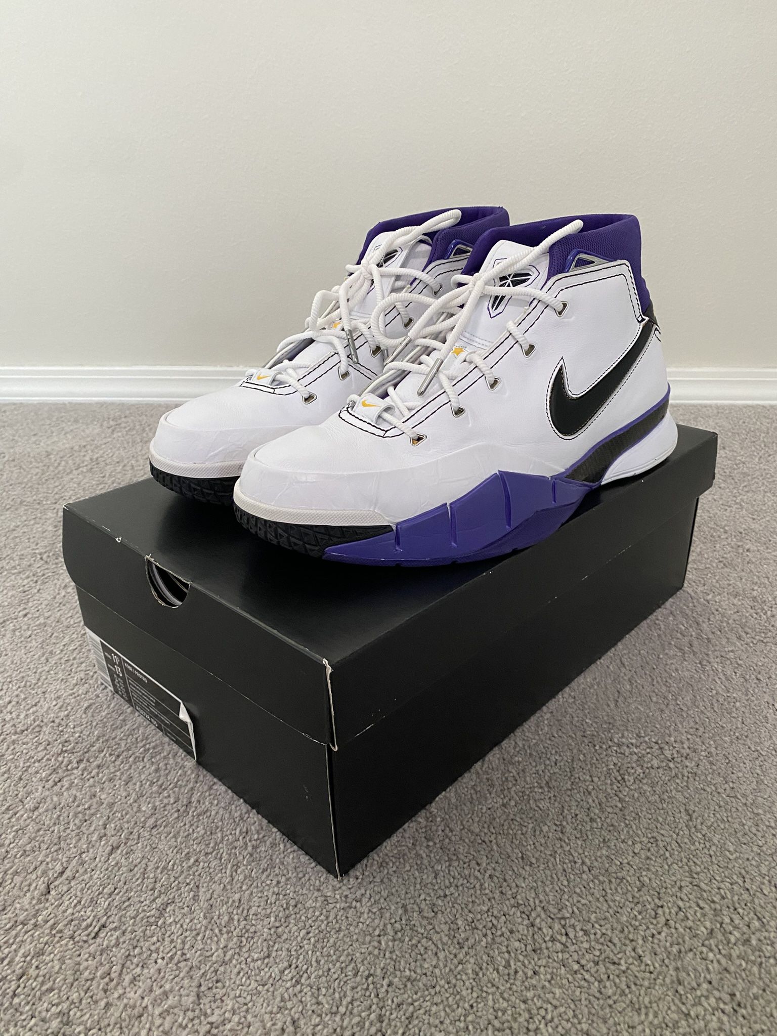 Nike Kobe 1 Protro 81 Point Game - Size 11.5