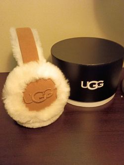 UGG ear muffs brand new in original box $99 price tag on it