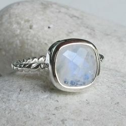 Natural Moonstone Ring 925 Sz 7