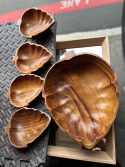 Wooden bowls for salad