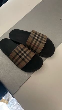 Burberry slides
