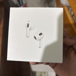 AirPod Gen 3