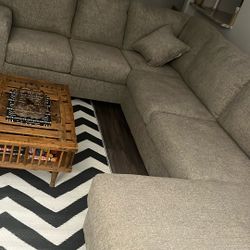 Cozy Sectional chaise 