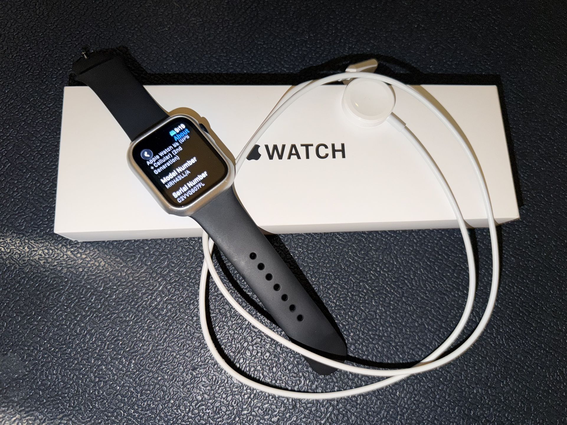 Apple Watch SE 44mm 2nd Gen - WiFi & Cellular