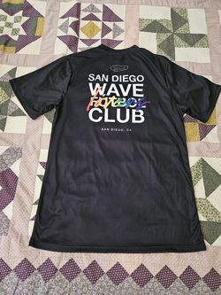 2 San Diego WAVE Futbol T shirts( size L)