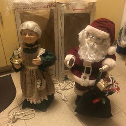 Vintage Santa & Mrs. Claus Display READ DESCRIPTION