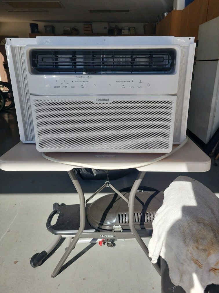 Toshiba Window Air Conditioner