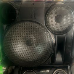 Samsung Giga Sound Beat