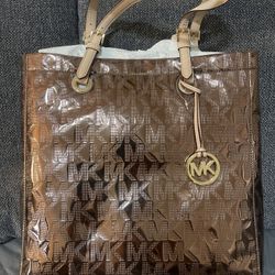 Micheal Kors Purse