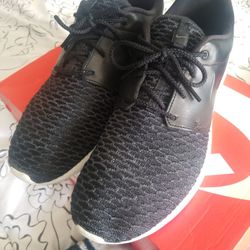 NIKE ROSHE RUN FLYKNIT