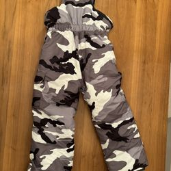 Kids Snow Overalls 4/5Y Camo Worn Once