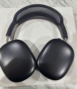 Apple AirPods Max Headphones – Space Gray 1st Gen Like New