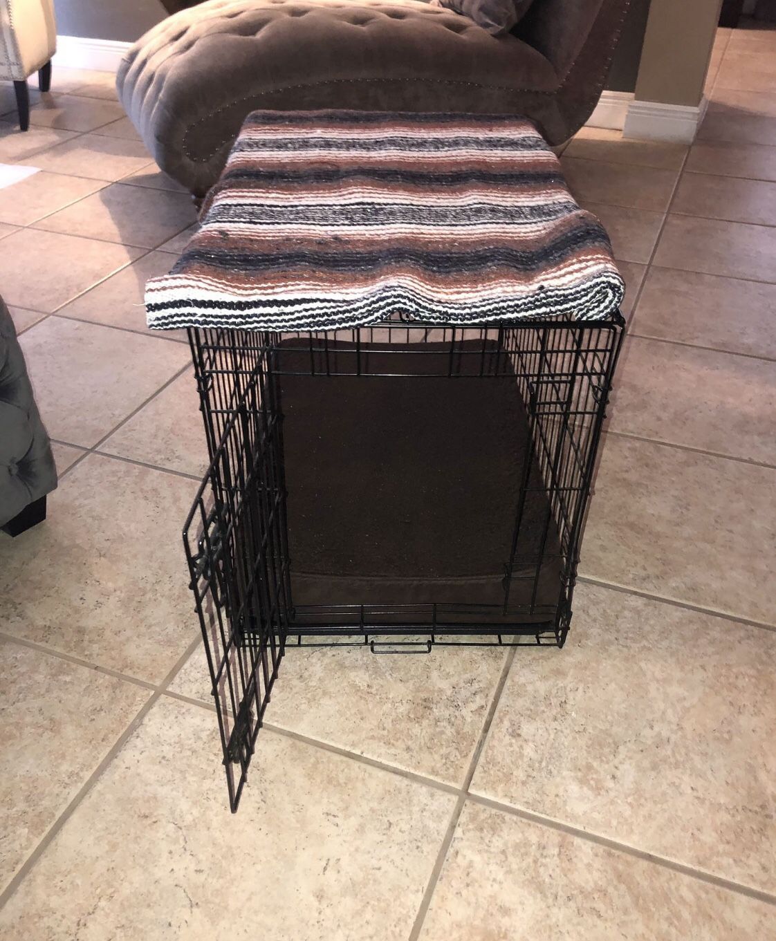 Dog Crate 28 Depth X 21 High X 18 Width
