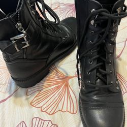 Black Boots  9 1/2 