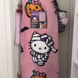 Hello Kitty Halloween Blanket 