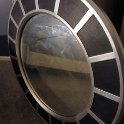 Round Mirror 