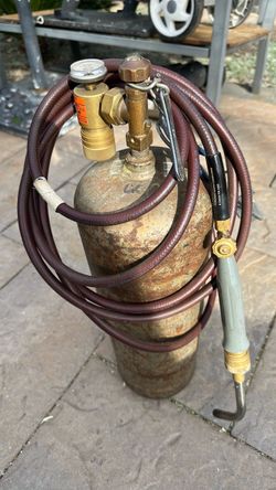 Acetylene Tank with Regulator and Torch Hose
