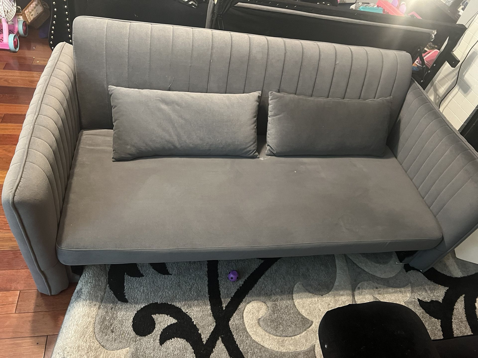 Futon / Couch