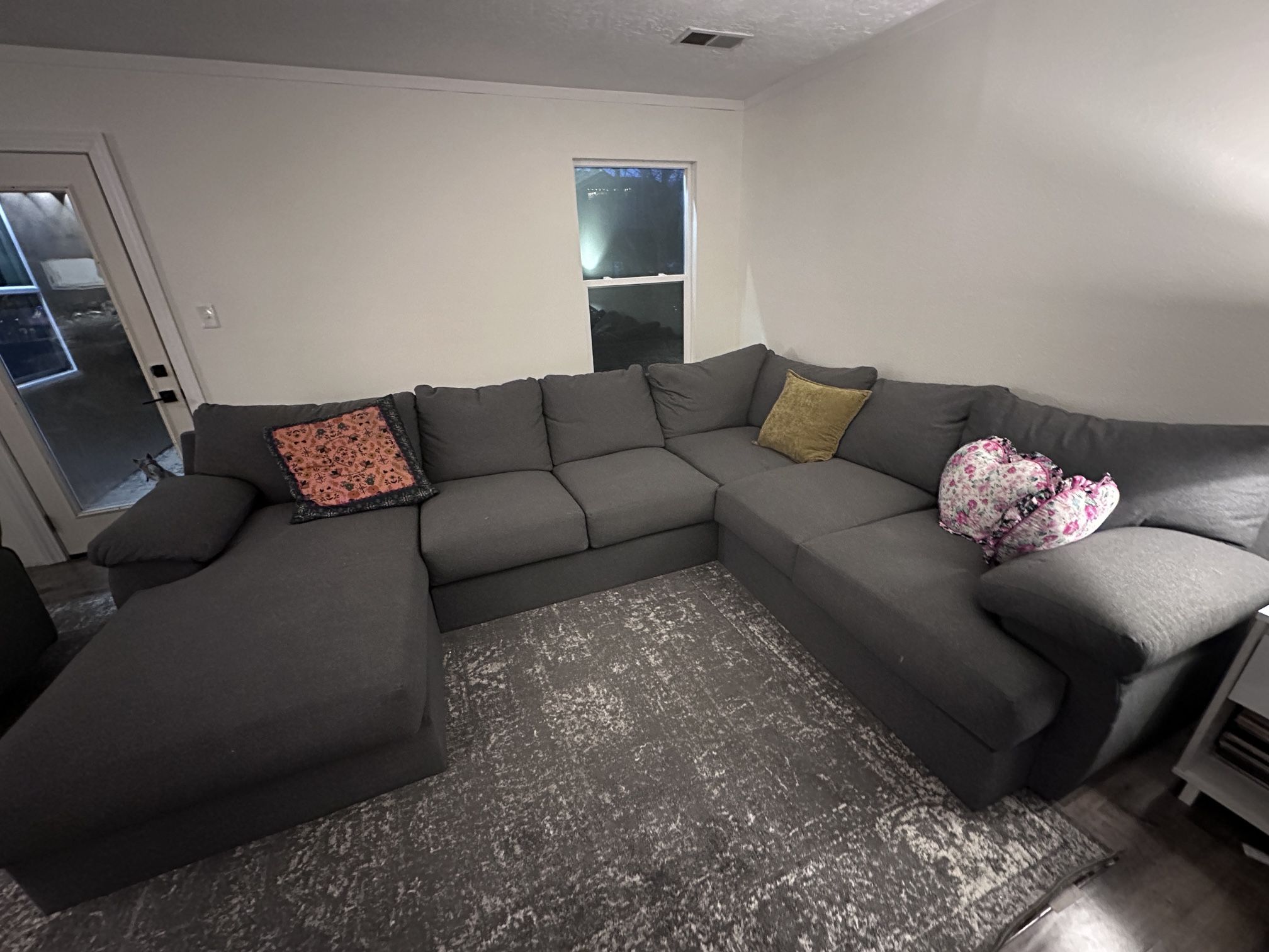 Bemuda Sectional