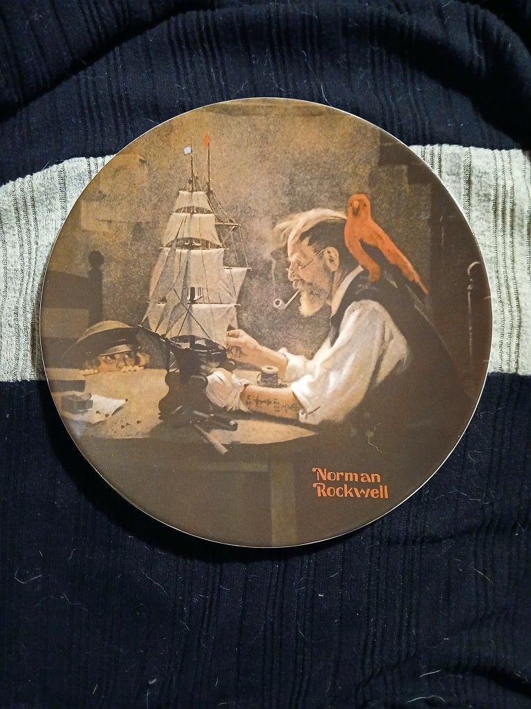 Limited Edition 1980 Norman Rockwell Collectors Plate. "The Ship Builder,"