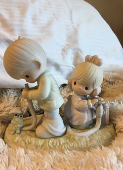 Precious Moments Statue