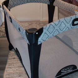 Graco Play Yard 3 Pcs Set