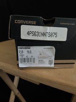 Converse Chuck Taylor All Star Shoes Size: M/7.5 W/9.5 for Sale in West Sacramento, CA -