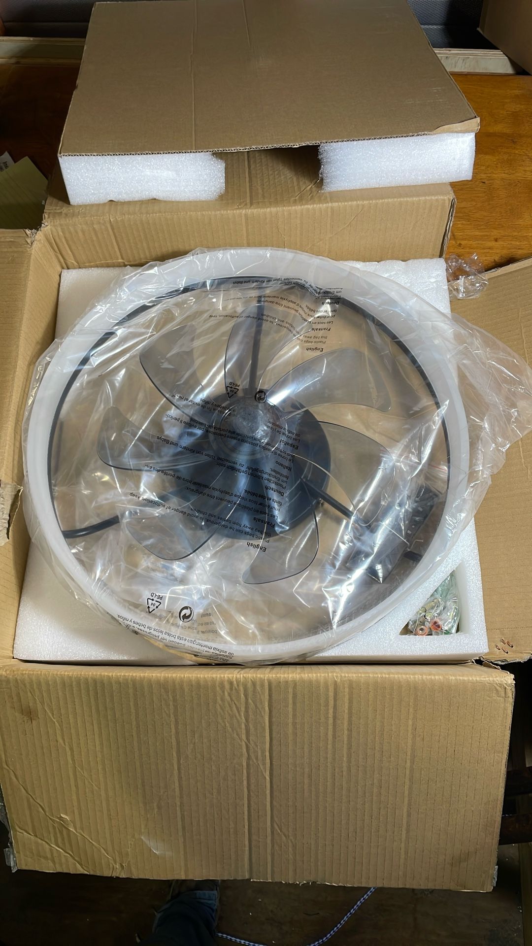 Ceiling light with fan