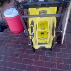 Used Electric Lawnmower In Good Shape It's Just Needs The Portable Battery's 