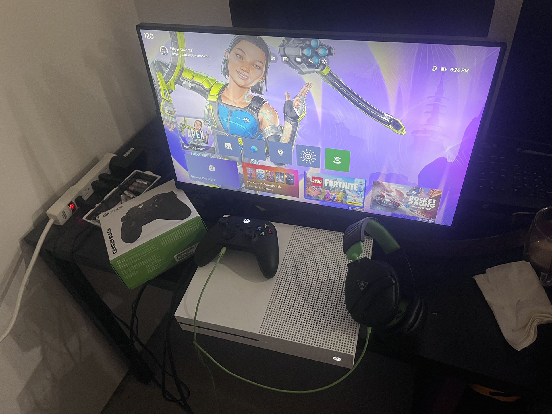 Xbox Series s With Monitor 