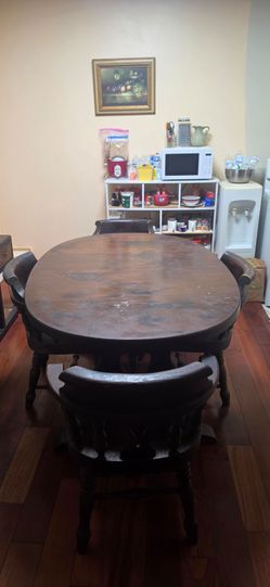 Dinning Table