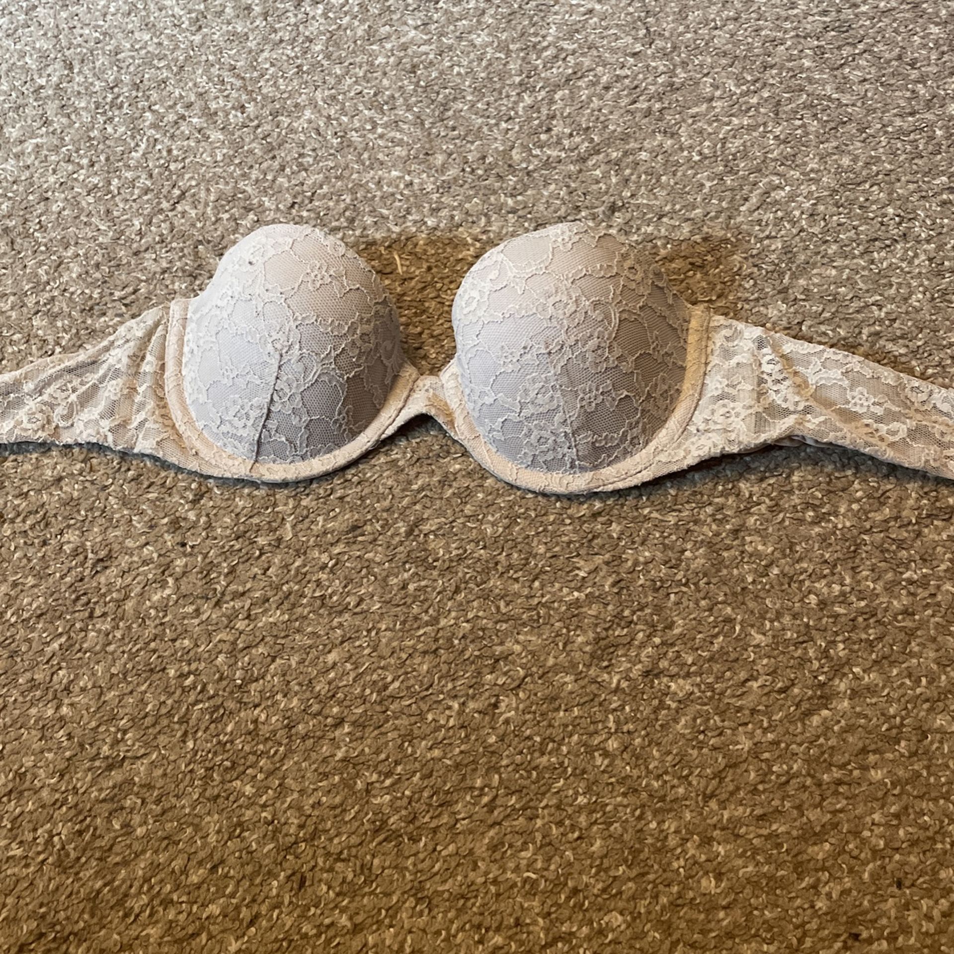 Strapless Pushup Bra for Sale in Marysville, WA OfferUp