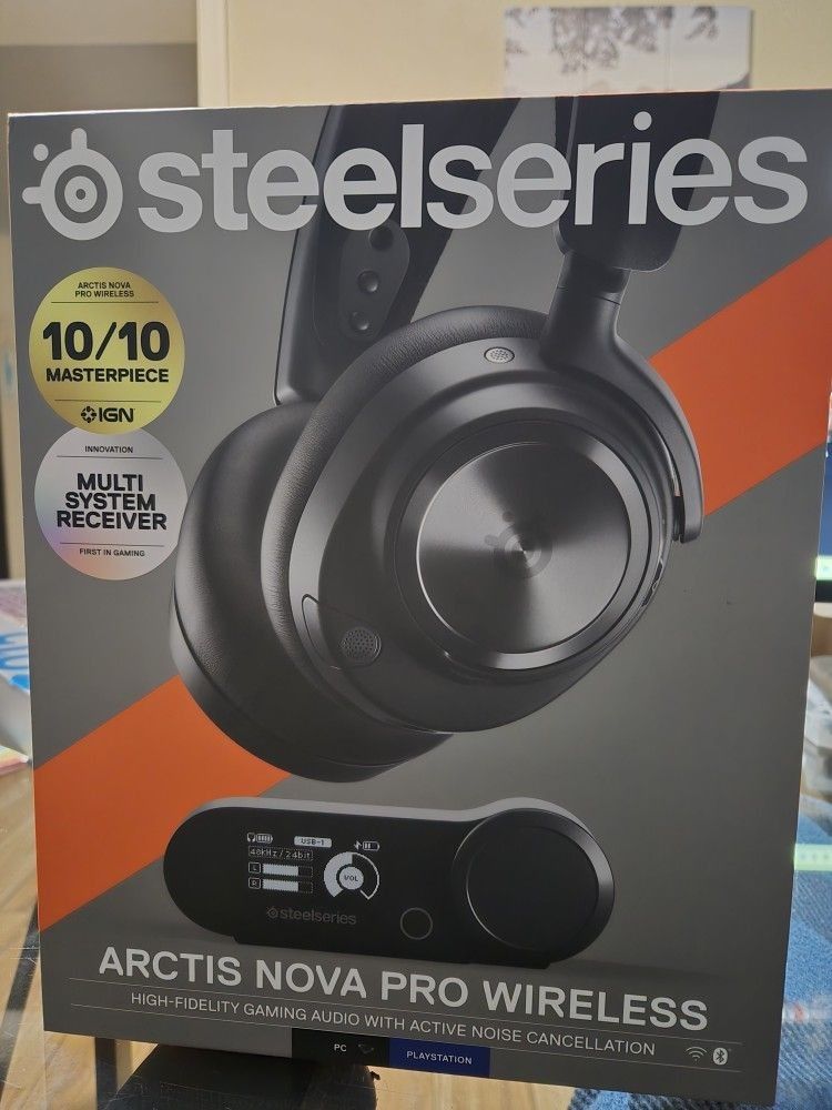 Arctis Nova Pro Wireless for PC & PlayStation