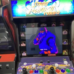 Arcade 1up Super Street Fighter 2 With Matching Stool