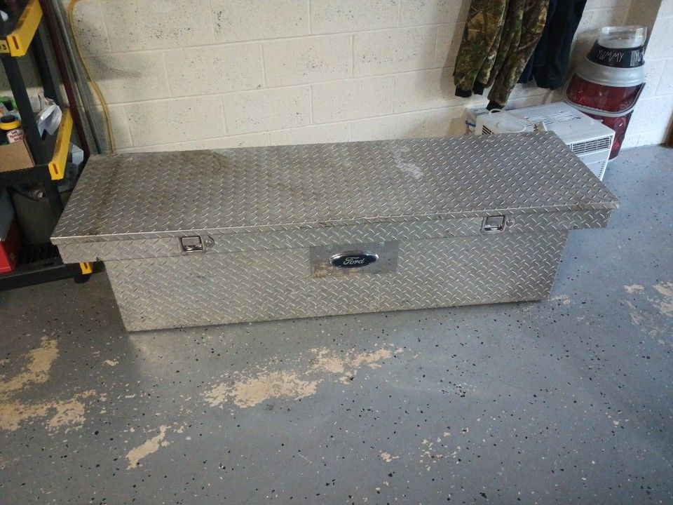 Truck Toolbox For Full Size Truck