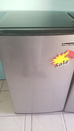 Magic chef mini fridge