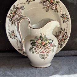 Basin and pitcher, large ceramic