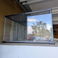 Terrariums With Lids 10 Gallon And 40 Gallons