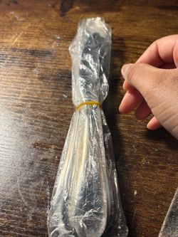 5 metal butter knives