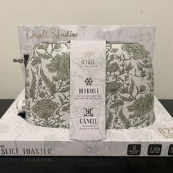 Viral TikTok Toaster. 