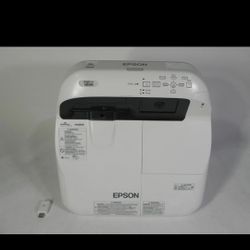 Epson Short Throw Projector 585W 