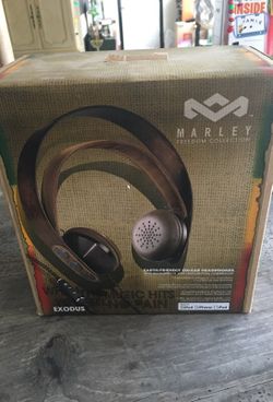 Headphones/Bob Marley w mic for IPhone