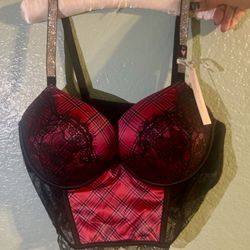 SOLD INDIVIDUALLY Very sexy Victoria’s Secret Push Up Corsette Top Bras 36C