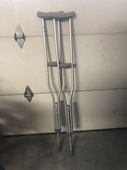 MedChoice Crutches