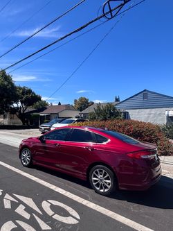 2017 ford fusion SE