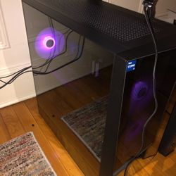 GAMING COMPUTER 