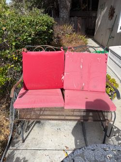 Wrought Iron Outdoor Garden Glider Bench for 2 with cushionsa
