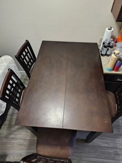 4 chair wood table and leaf