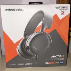SteelSeries Arctis 3 - All-Platform Gaming Headset - for PC, PlayStation 4, Xbox One, Nintendo Switch, VR, Android, and iOS 