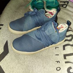 Nike, Steve Madden, Stride Rite, Under Armour, Converse